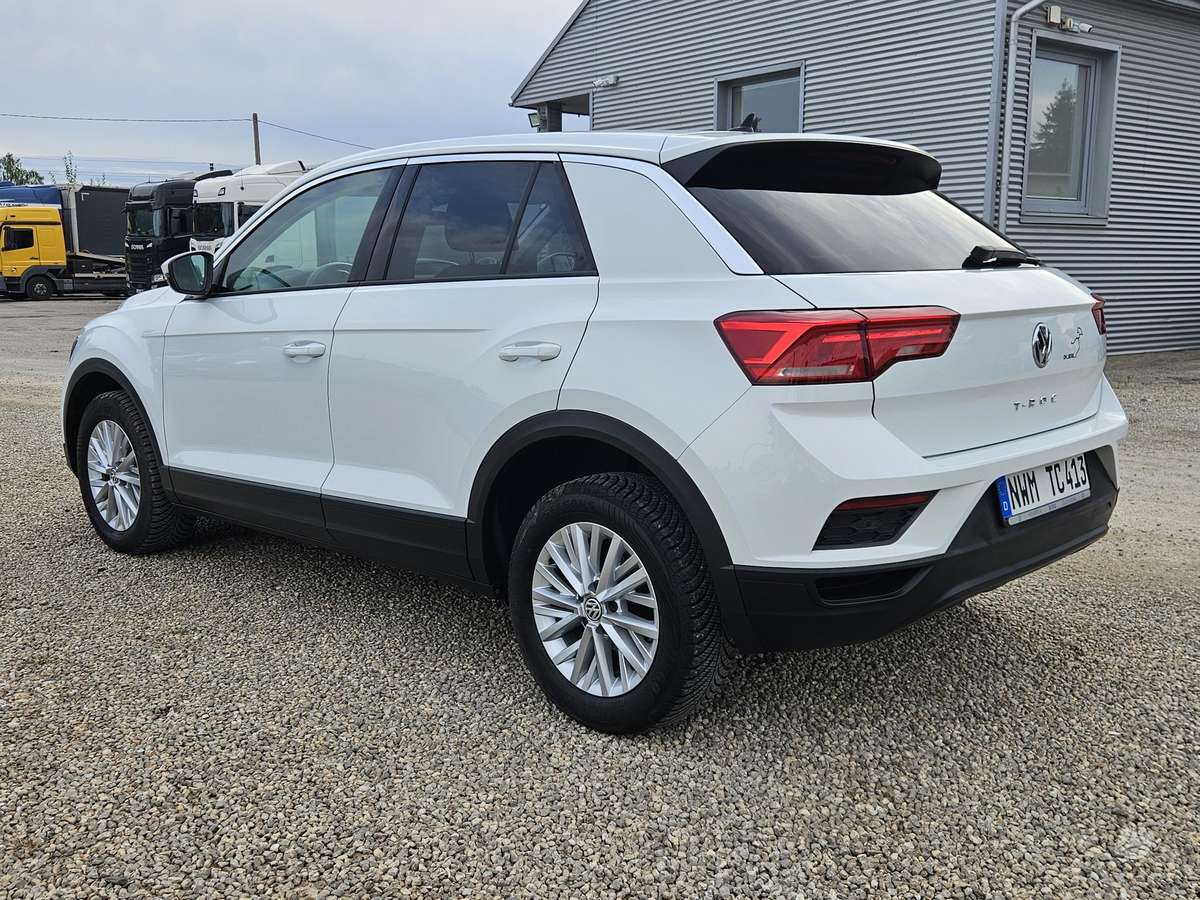 Volkswagen T-Roc - 4