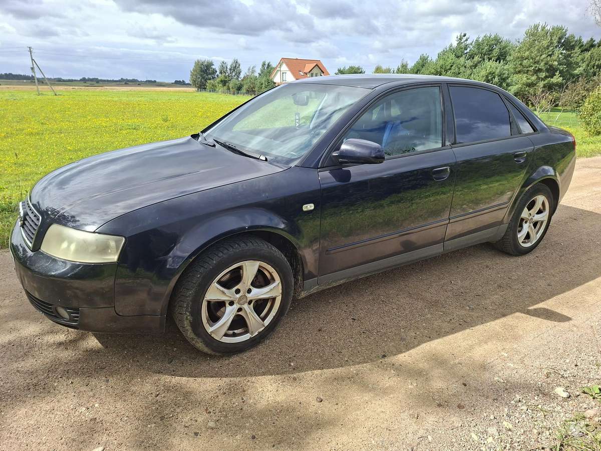 Audi A4, 2.0 l., Седан