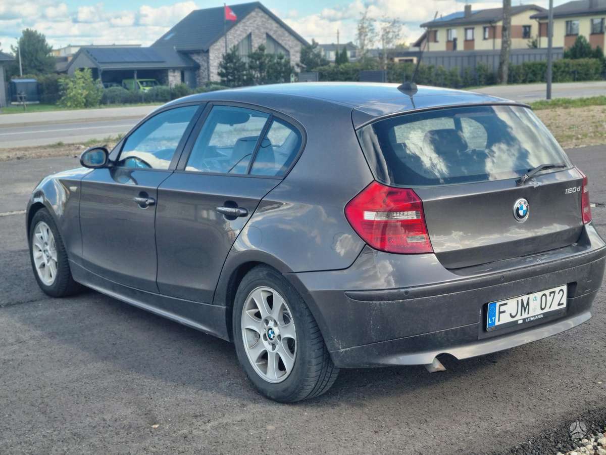 BMW 120, 2.0 l., Хэтчбек