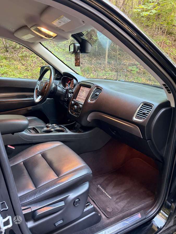 Dodge Durango, 3.6 l., off-road / crossover