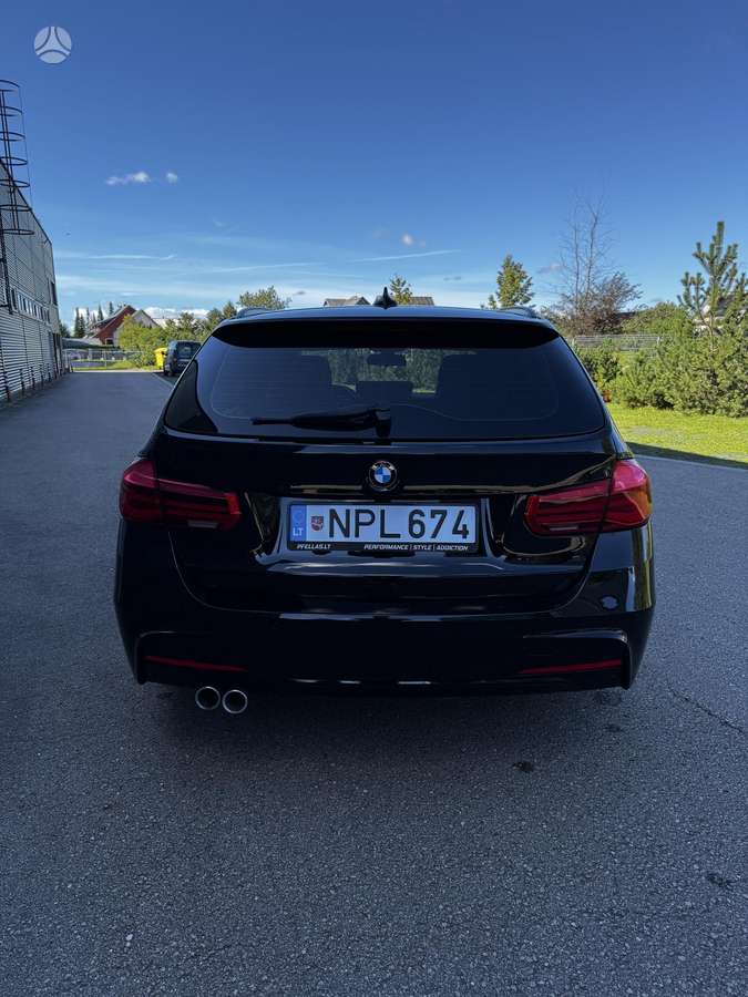 BMW 320, 2.0 l., wagon