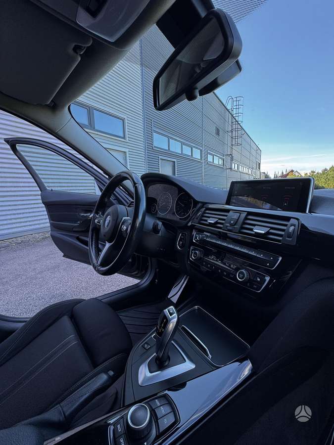 BMW 320, 2.0 l., wagon