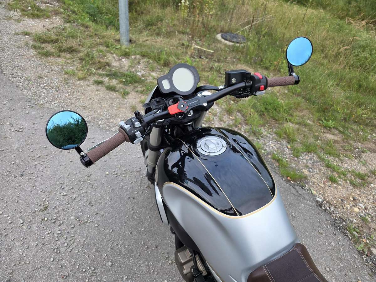 QJMOTOR SRV 600V 552cc, street / classic