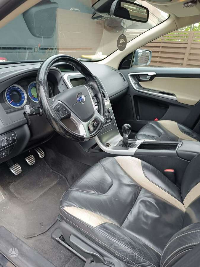 Volvo XC60 - 7