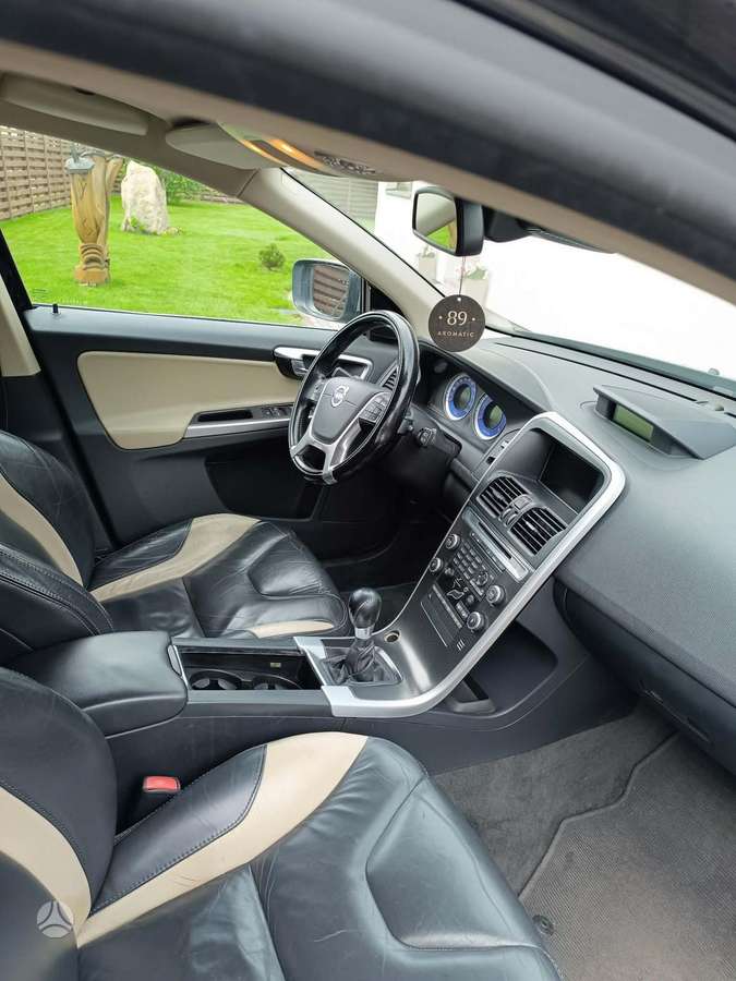 Volvo XC60 - 8