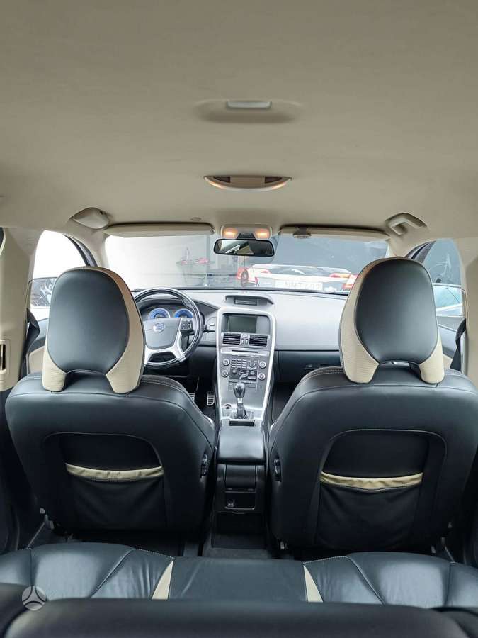 Volvo XC60 - 9