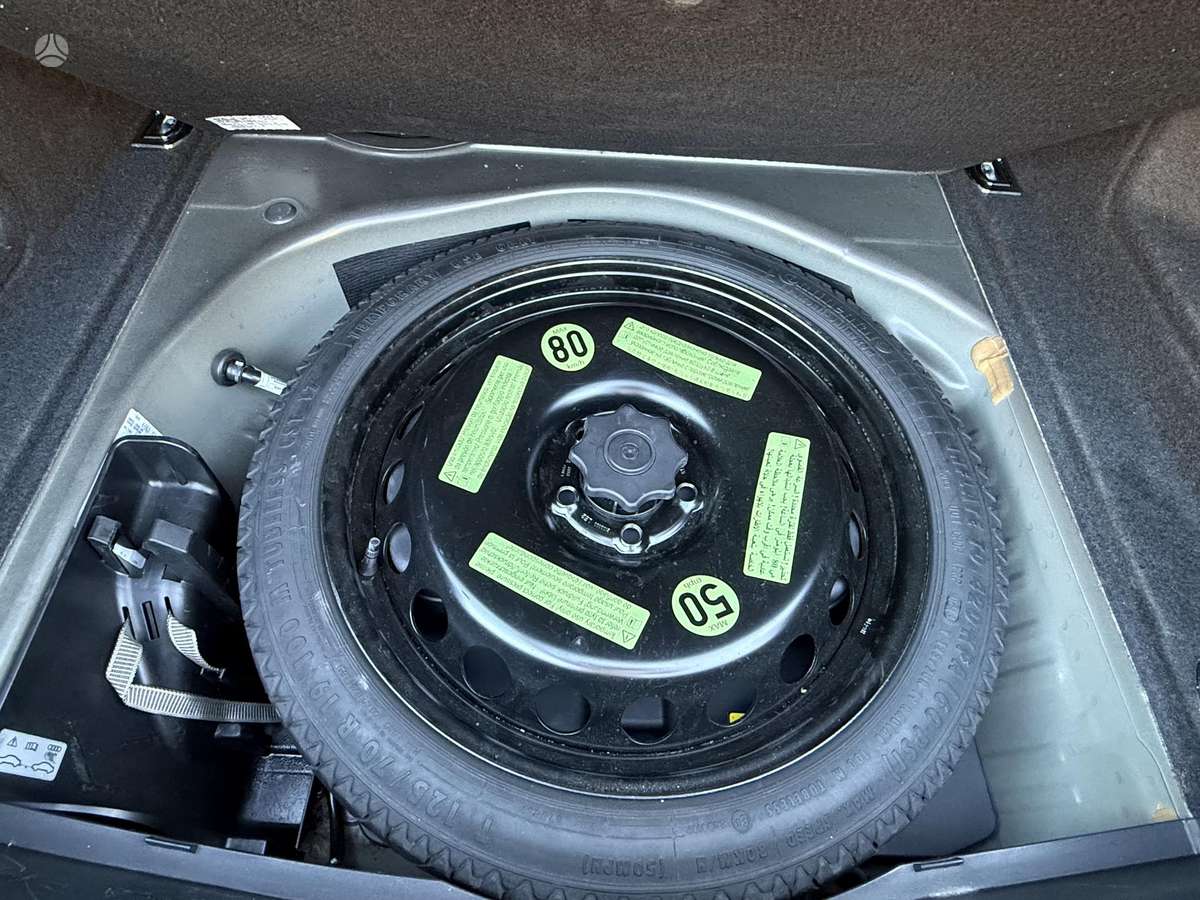 Audi A4, 1.8 l., Седан