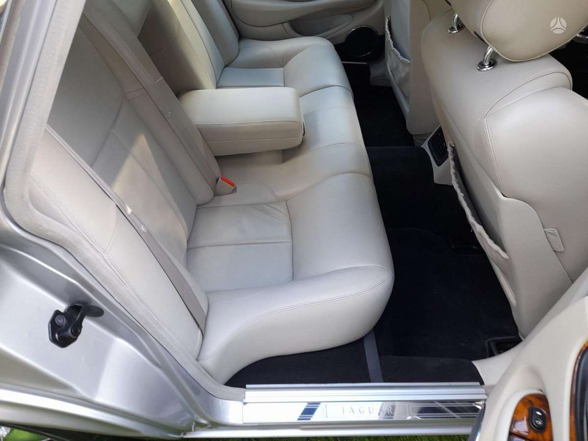 Jaguar XJR, 4.0 l., Седан
