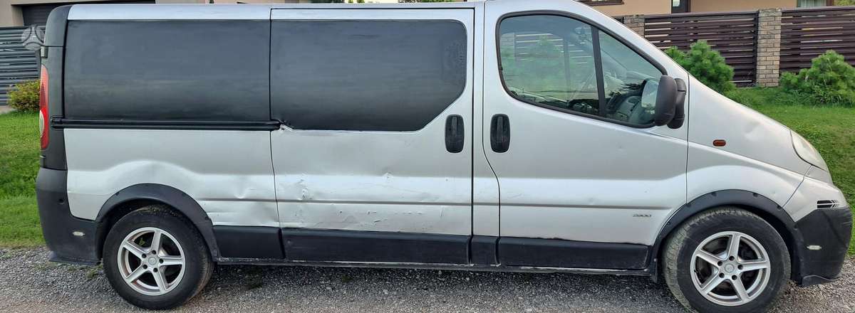 Opel Vivaro, 2.0 l., Универсал