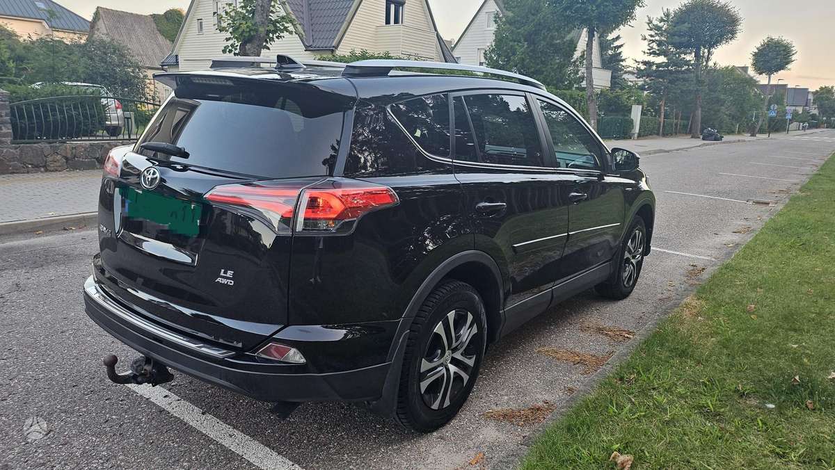 Toyota RAV4, 2.5 l., Внедорожник / Кроссовер