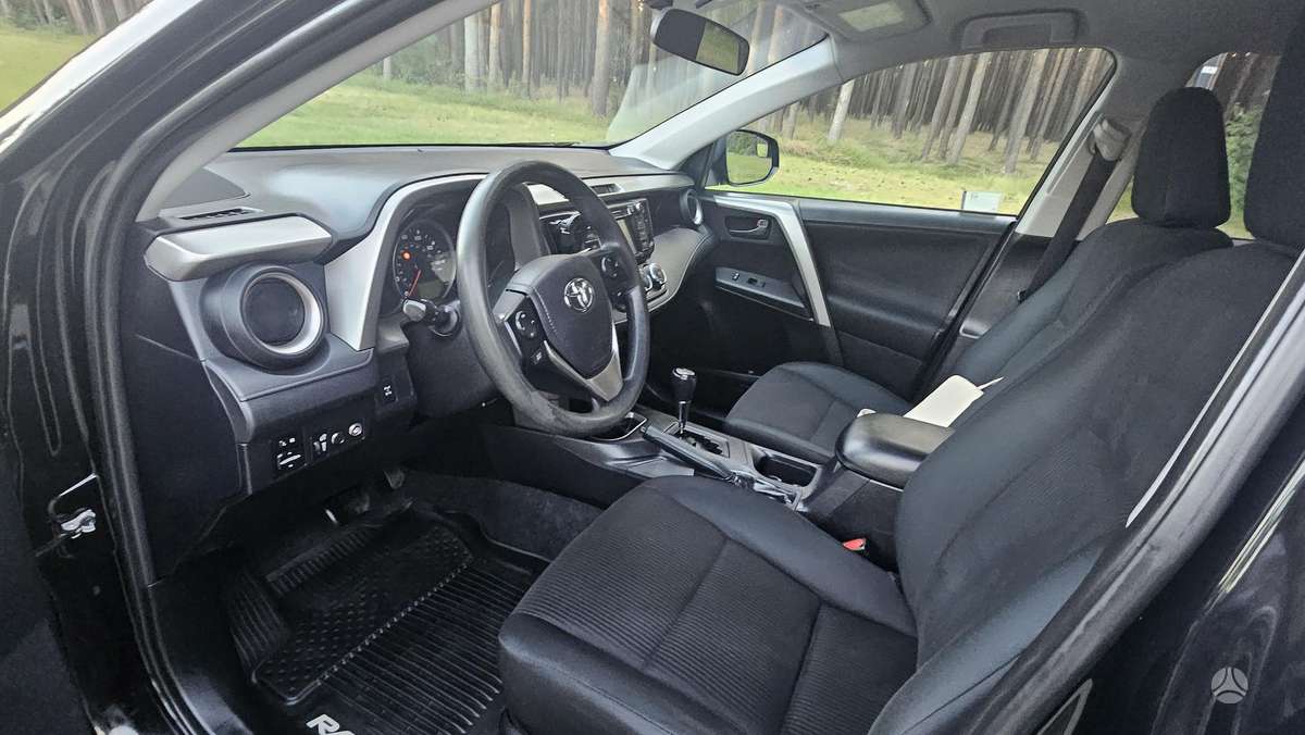 Toyota RAV4, 2.5 l., Внедорожник / Кроссовер