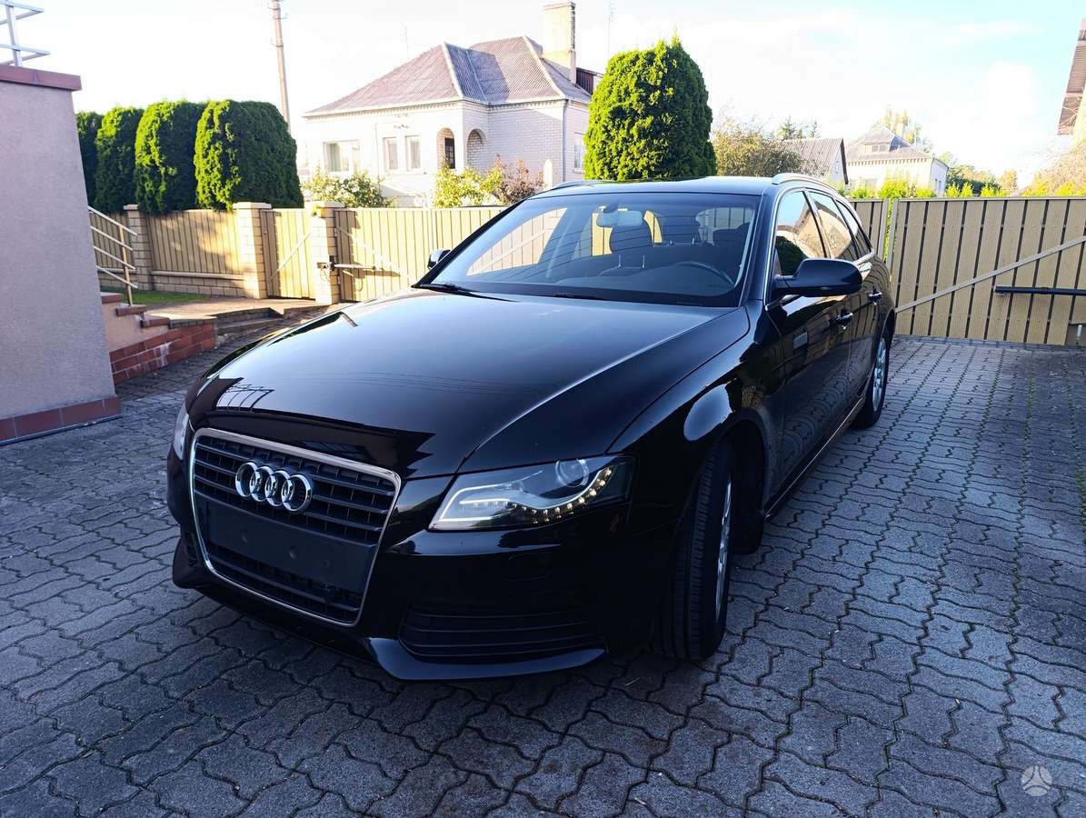 Audi A4, 1.8 l., Универсал