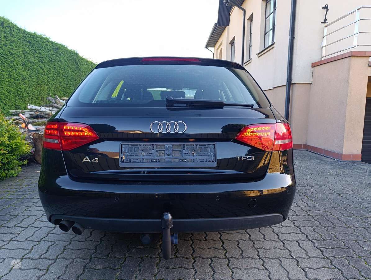 Audi A4, 1.8 l., Универсал