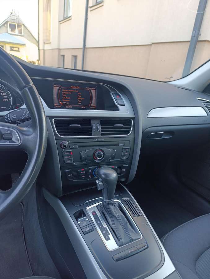 Audi A4, 1.8 l., Универсал