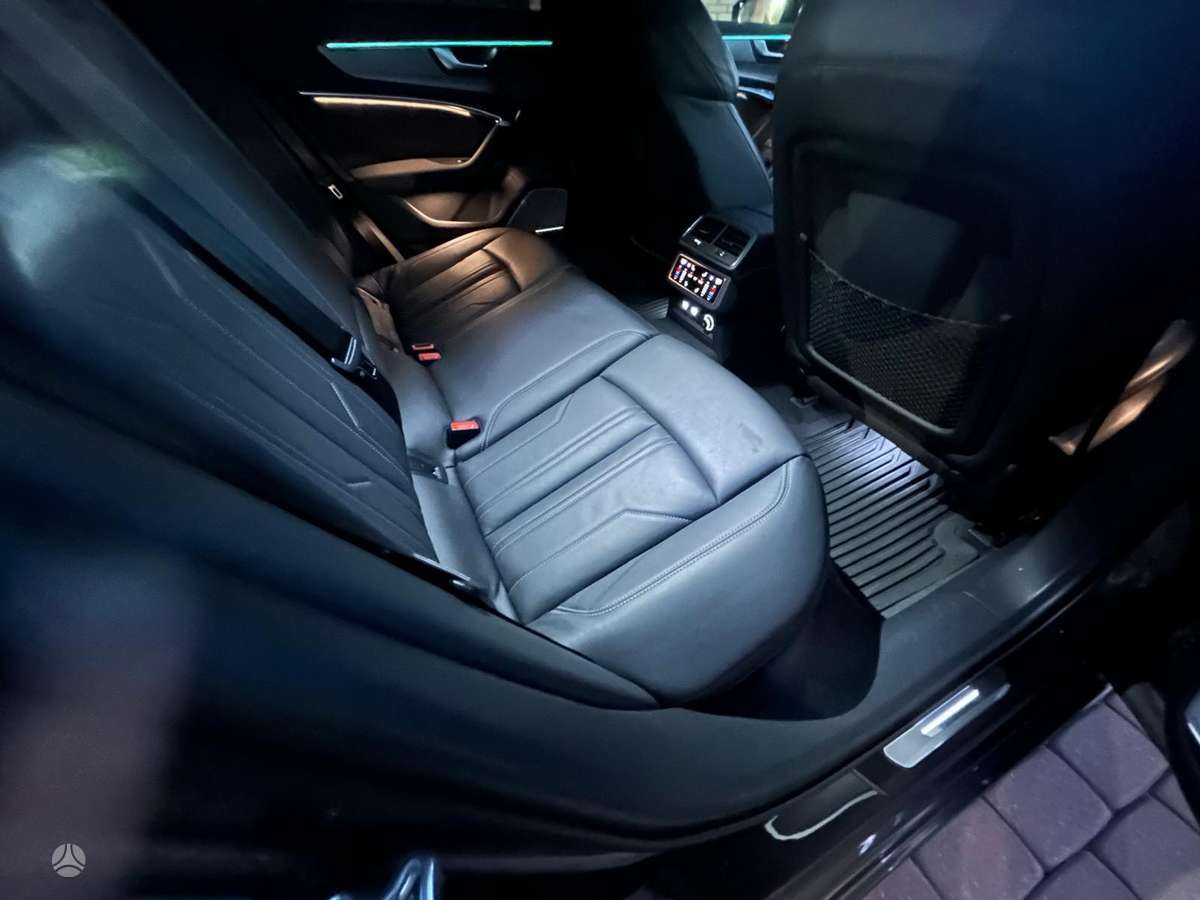 Audi A6, 3.0 l., Седан