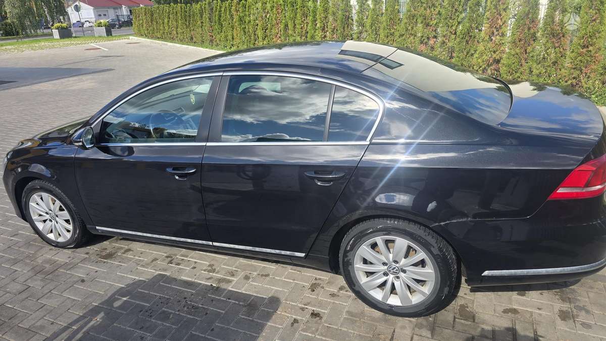 Volkswagen Passat - 3