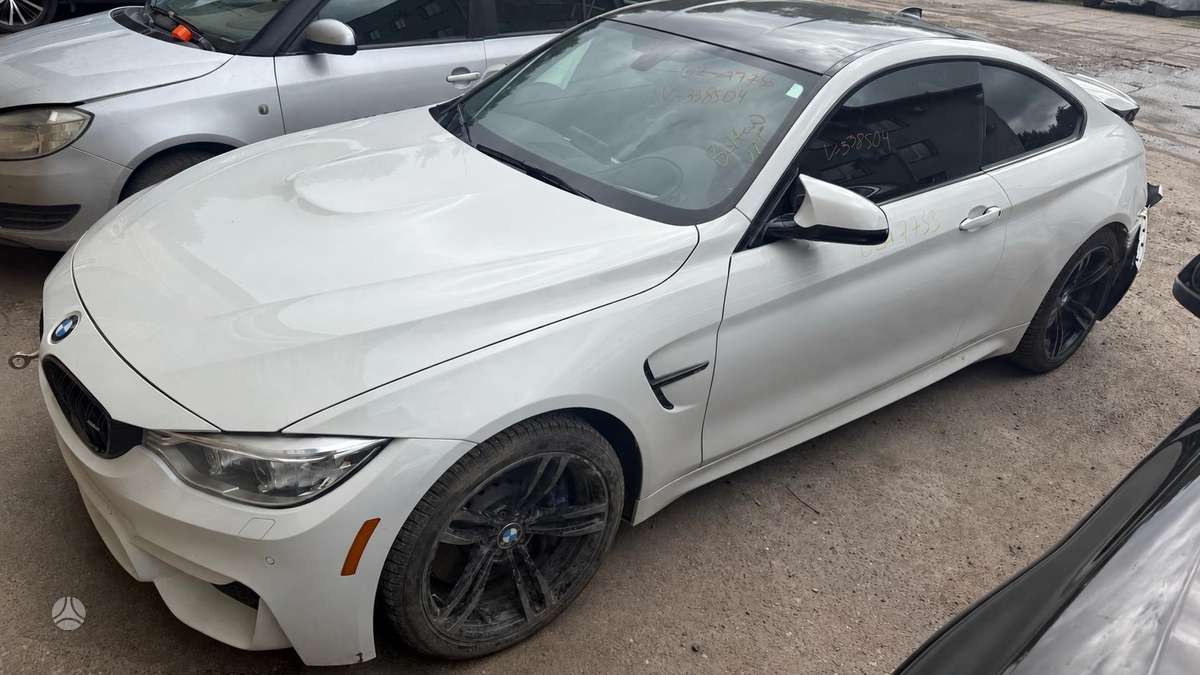 BMW M4, 3.0 l., coupe