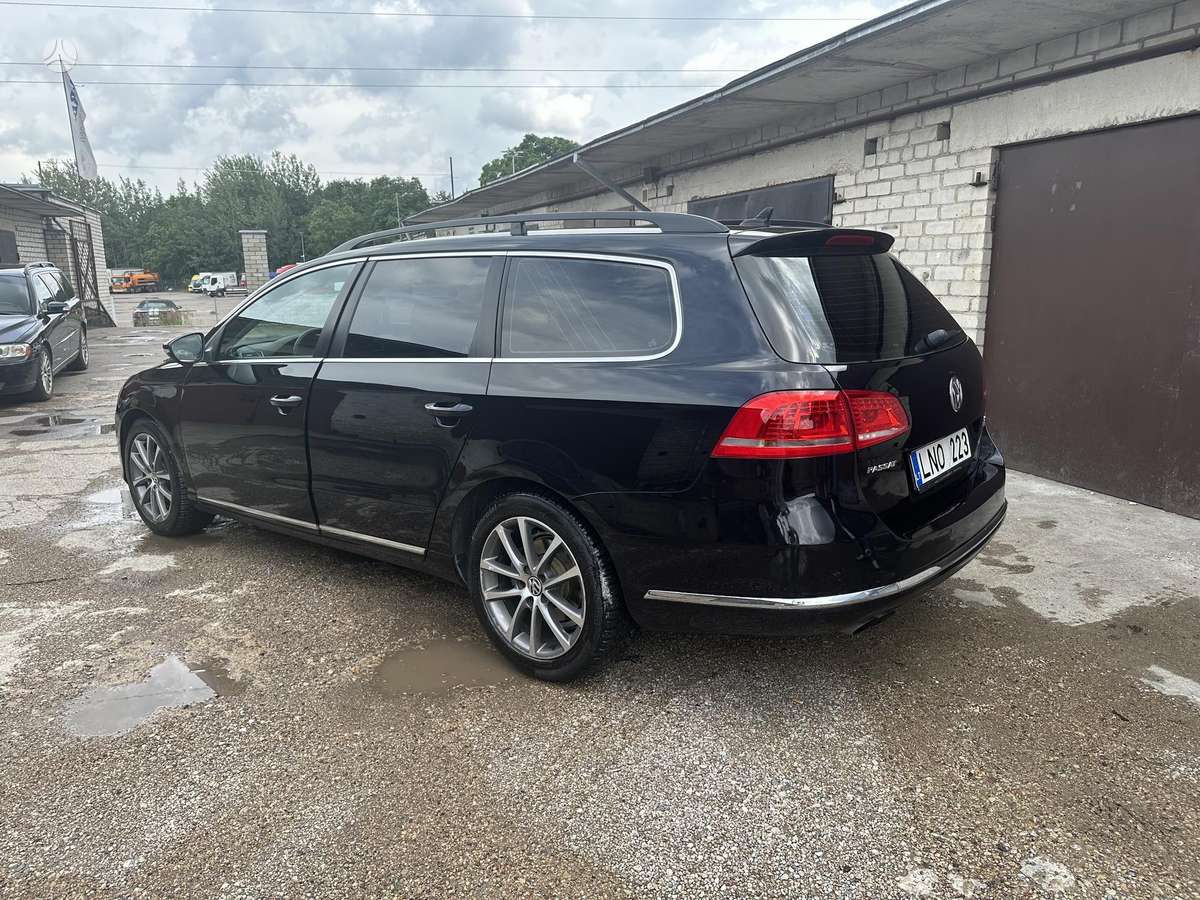 Volkswagen Passat - 5