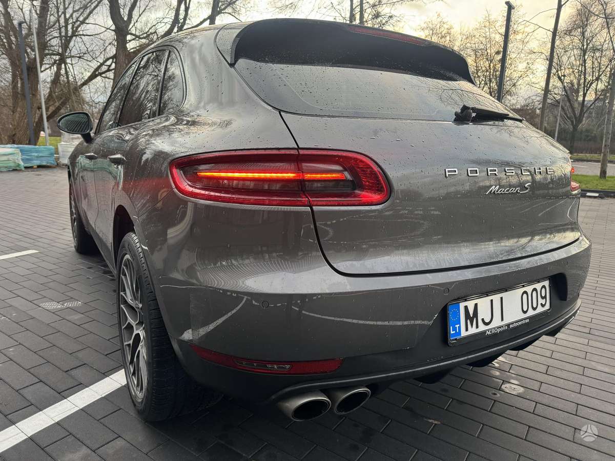 Porsche Macan - 11