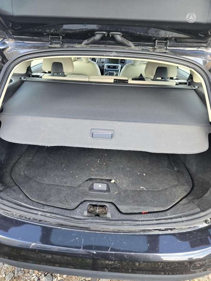 Volvo V60, 1.6 l., Хэтчбек