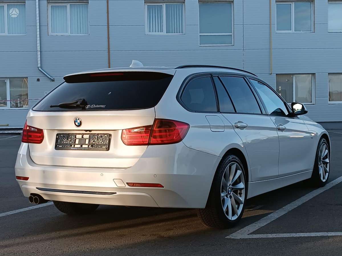 BMW 330, 3.0 l., wagon