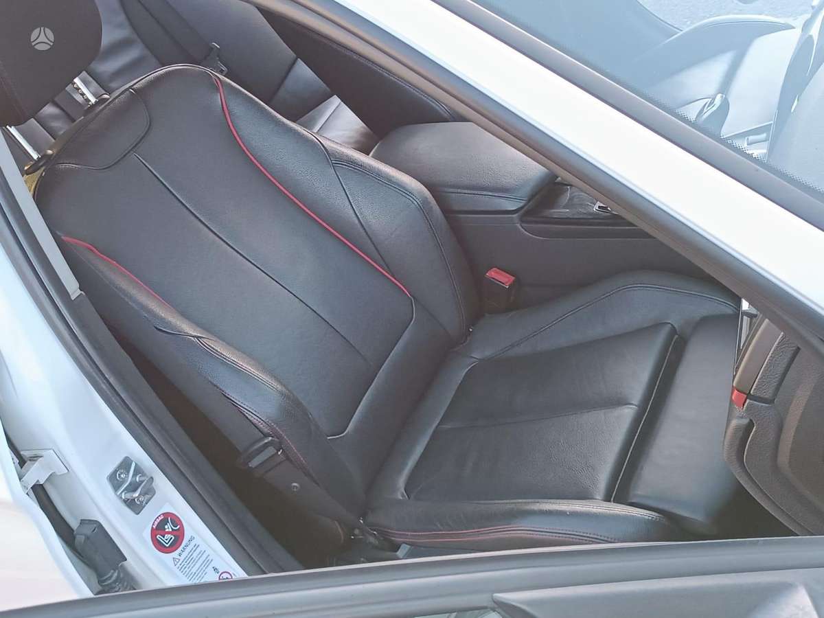 BMW 330, 3.0 l., universalas
