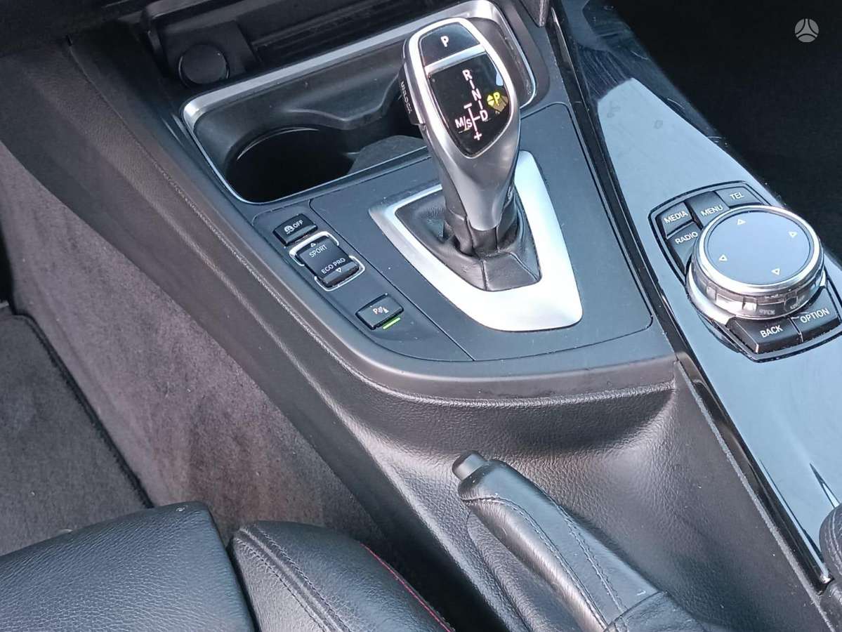 BMW 330, 3.0 l., universalas