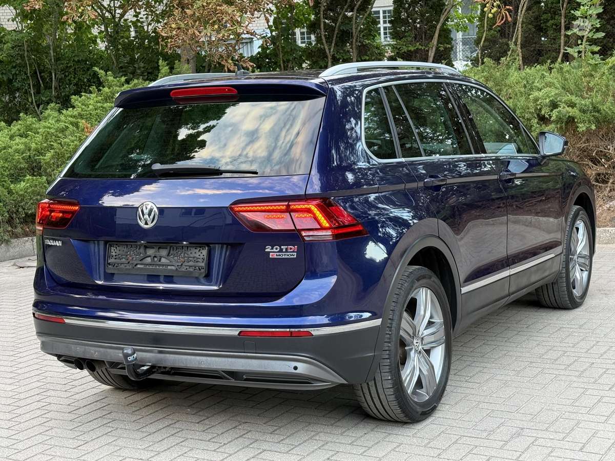 Volkswagen Tiguan - 9