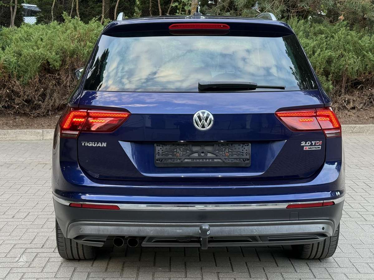 Volkswagen Tiguan - 10