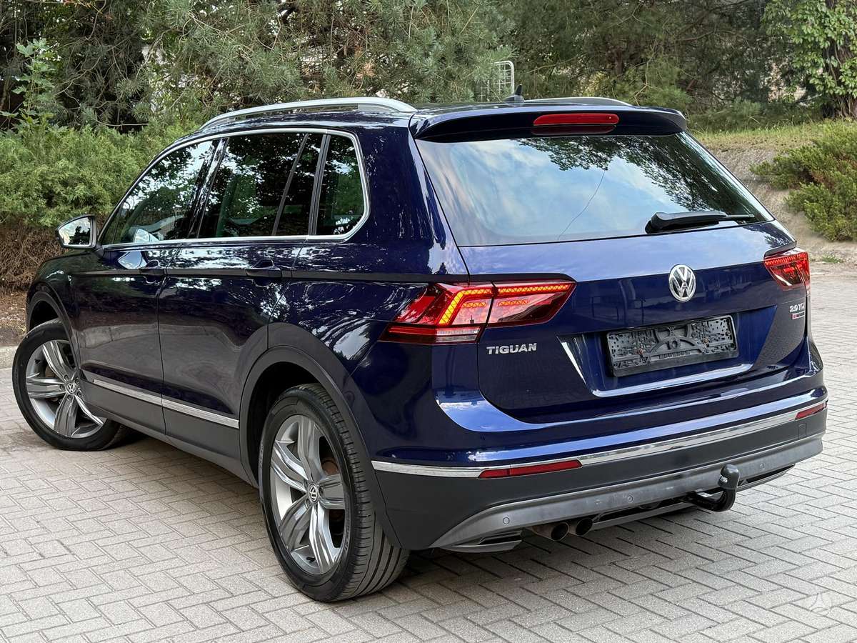 Volkswagen Tiguan - 11
