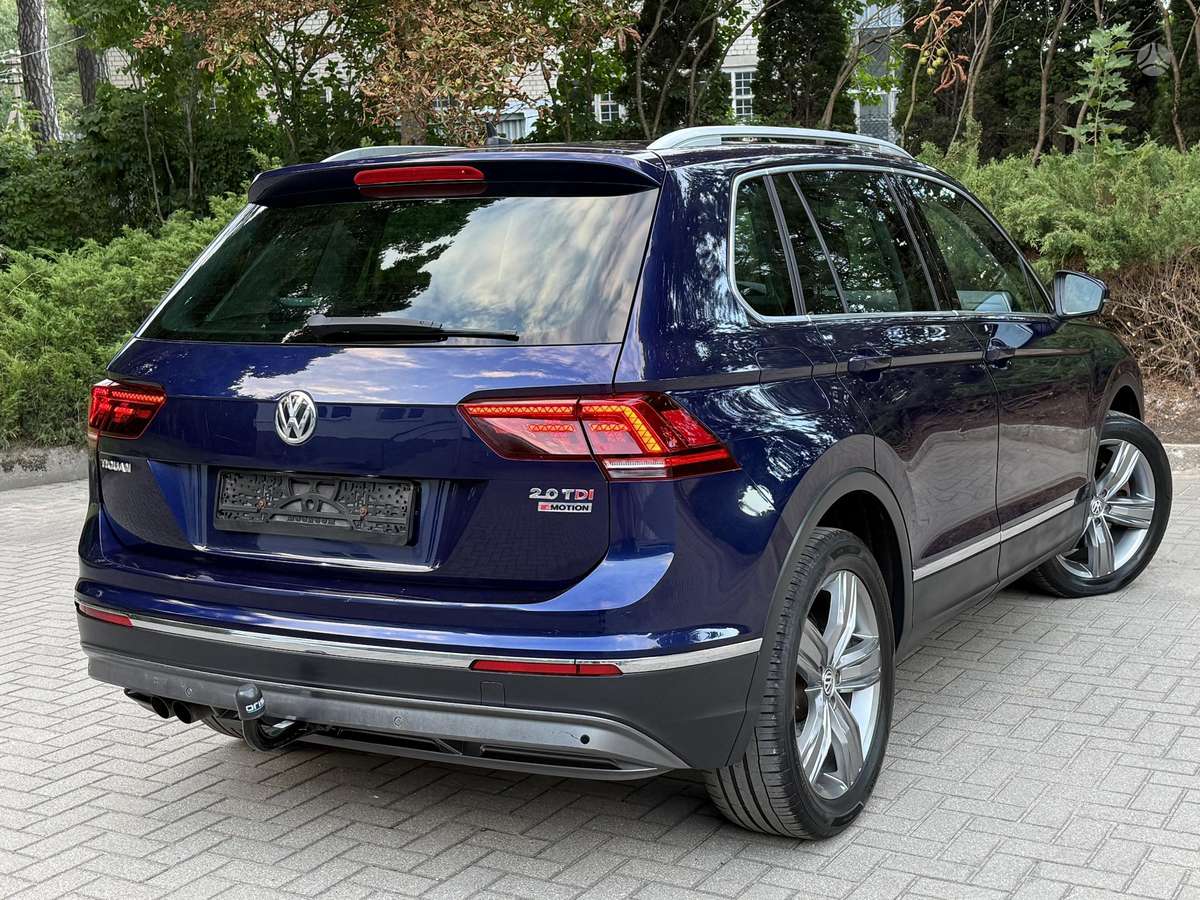 Volkswagen Tiguan - 12
