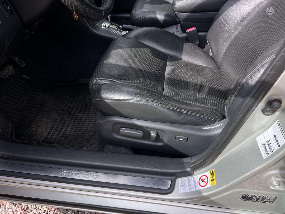 Toyota Avensis, 2.0 l., Универсал