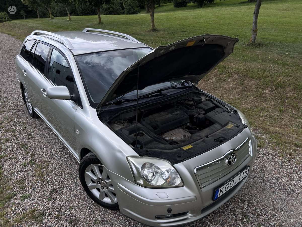 Toyota Avensis, 2.0 l., Универсал