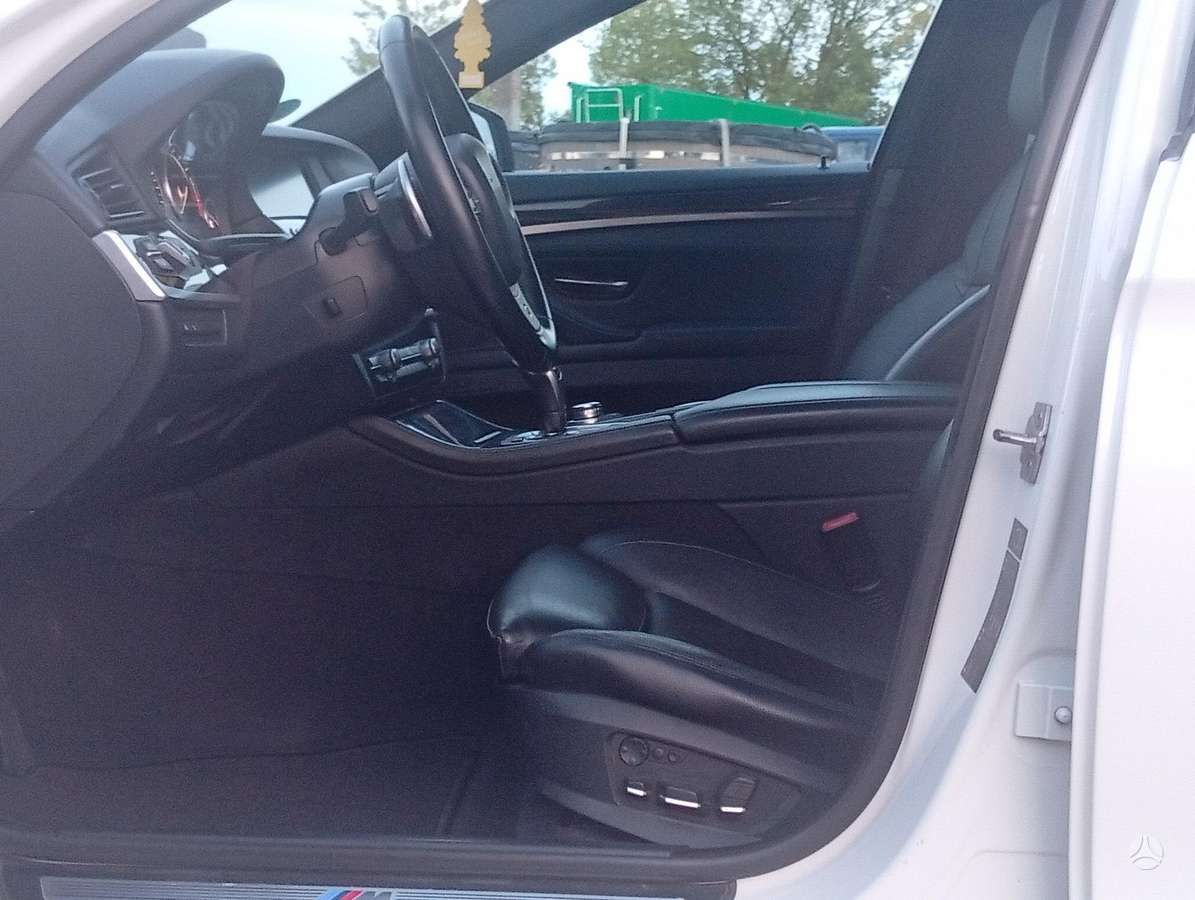BMW 530, 3.0 l., universalas