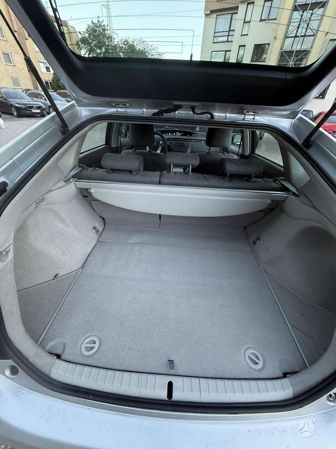Toyota Prius - 9