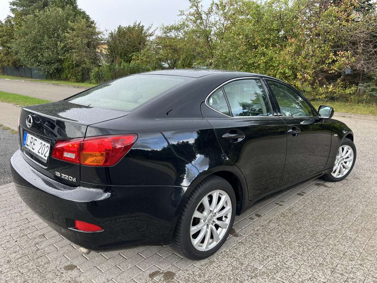 Lexus IS 220, 2.2 l., Седан