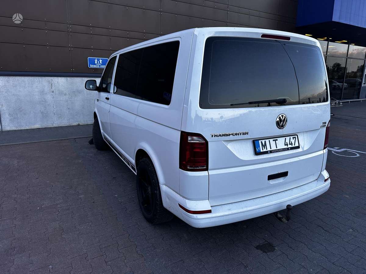 Volkswagen Transporter - 4