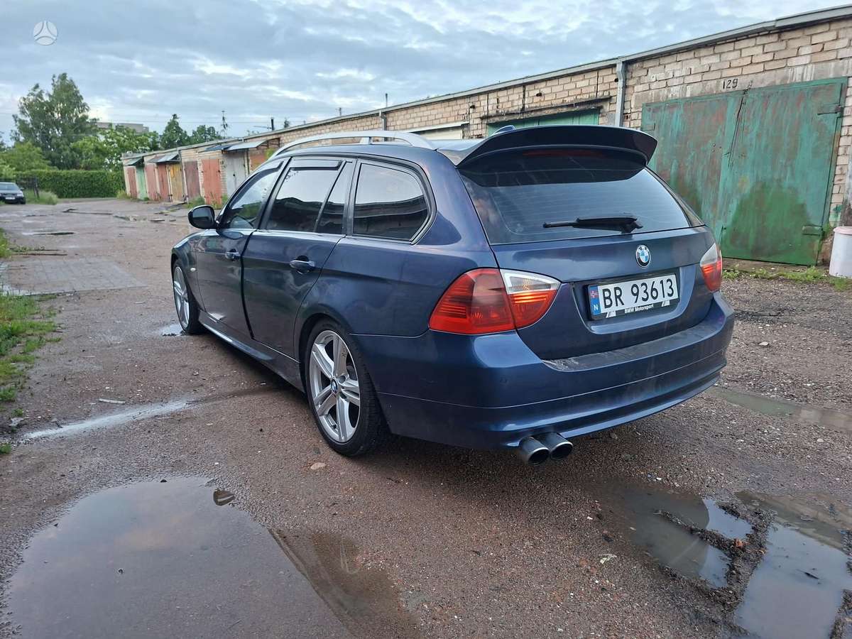 BMW 320, 2.0 l., universalas