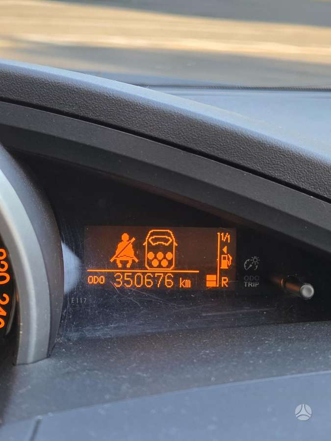 Toyota Verso, 2.0 l., Минивэн