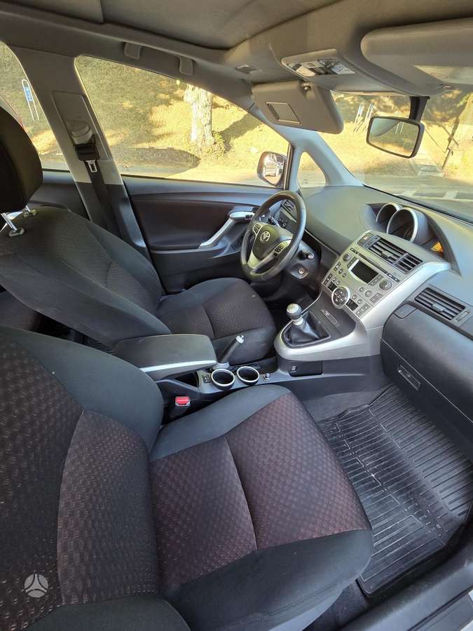 Toyota Verso - 11