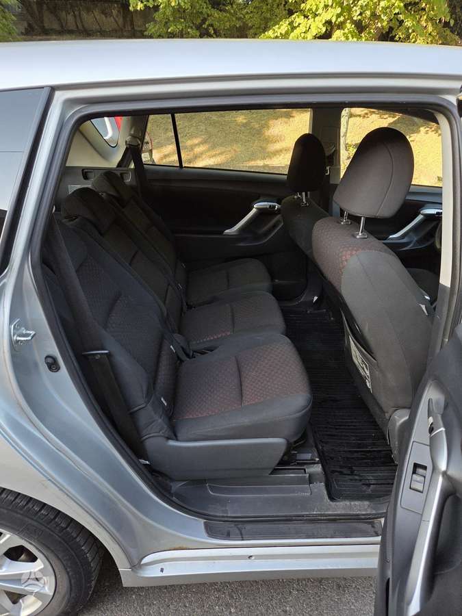 Toyota Verso, 2.0 l., Минивэн