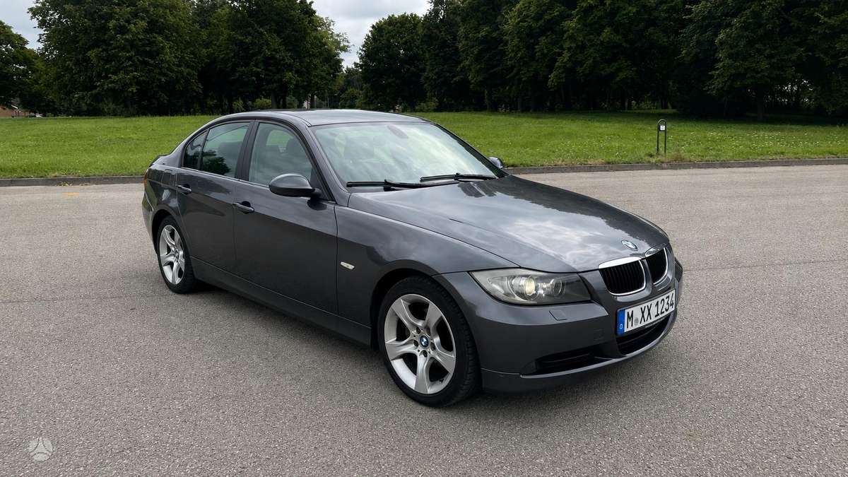 BMW 320, 2.0 l., Седан