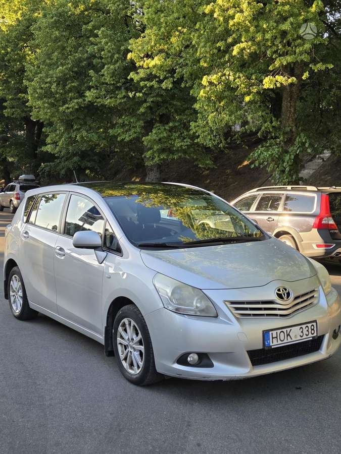 Toyota Verso - 3
