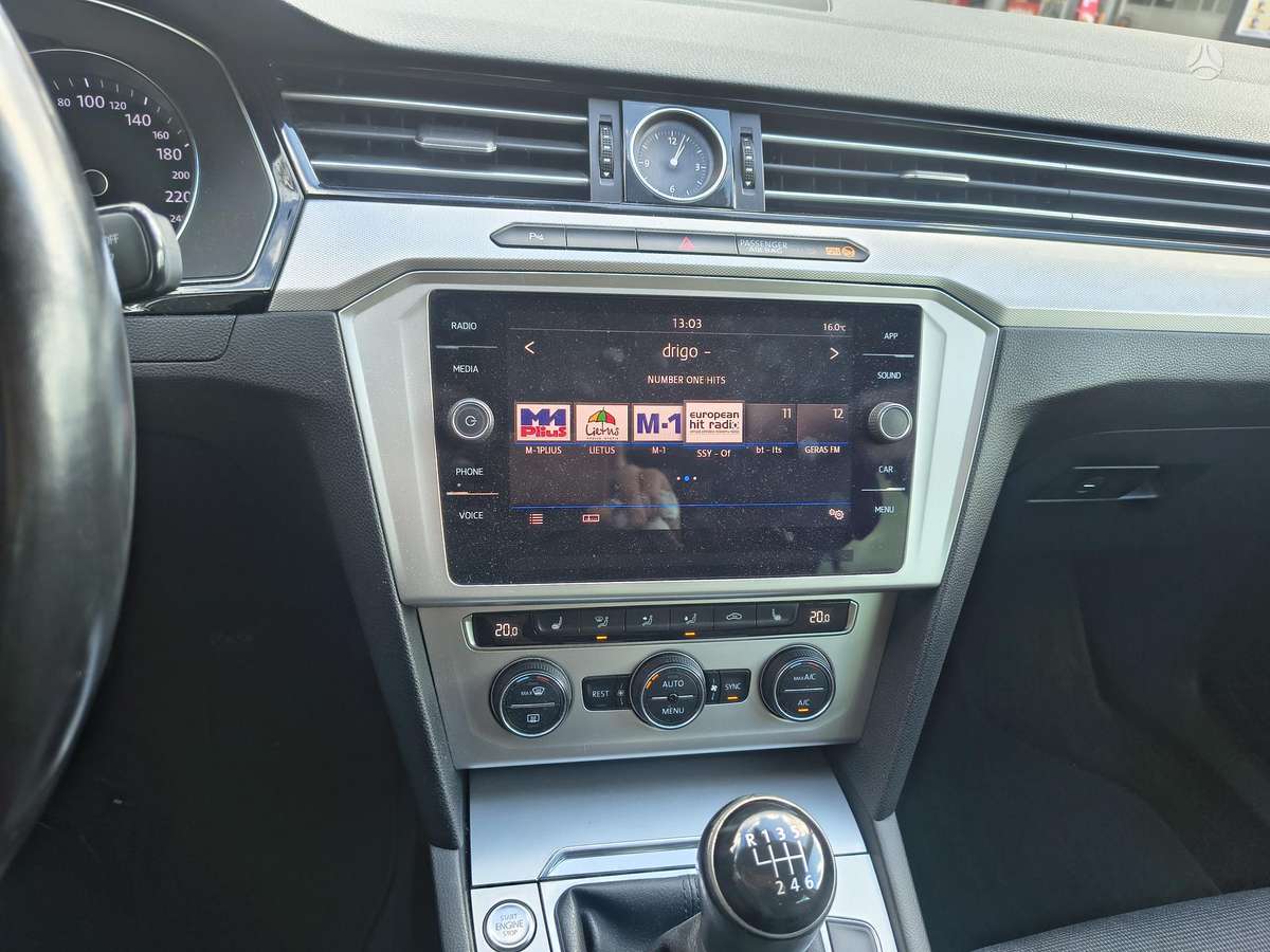 Volkswagen Passat, 2.0 l., Седан