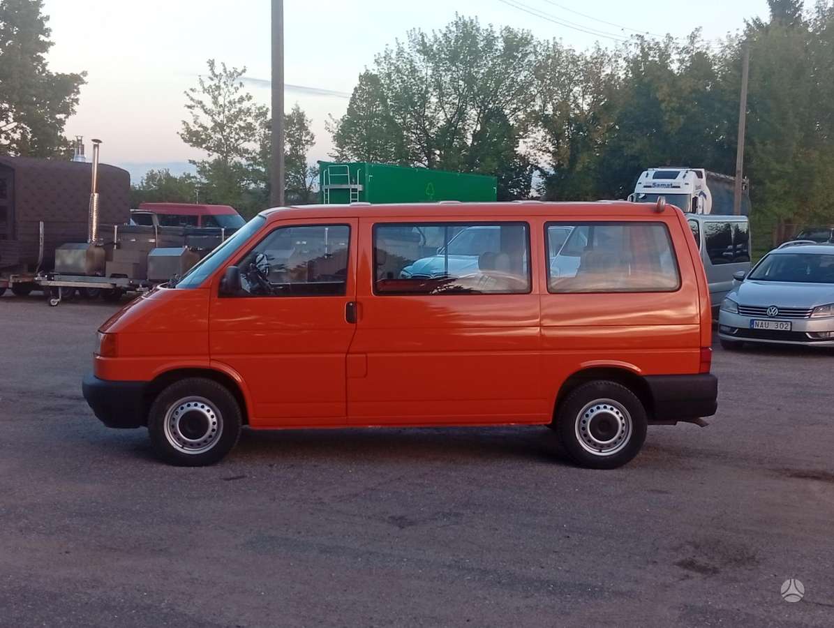 Volkswagen Transporter - 4