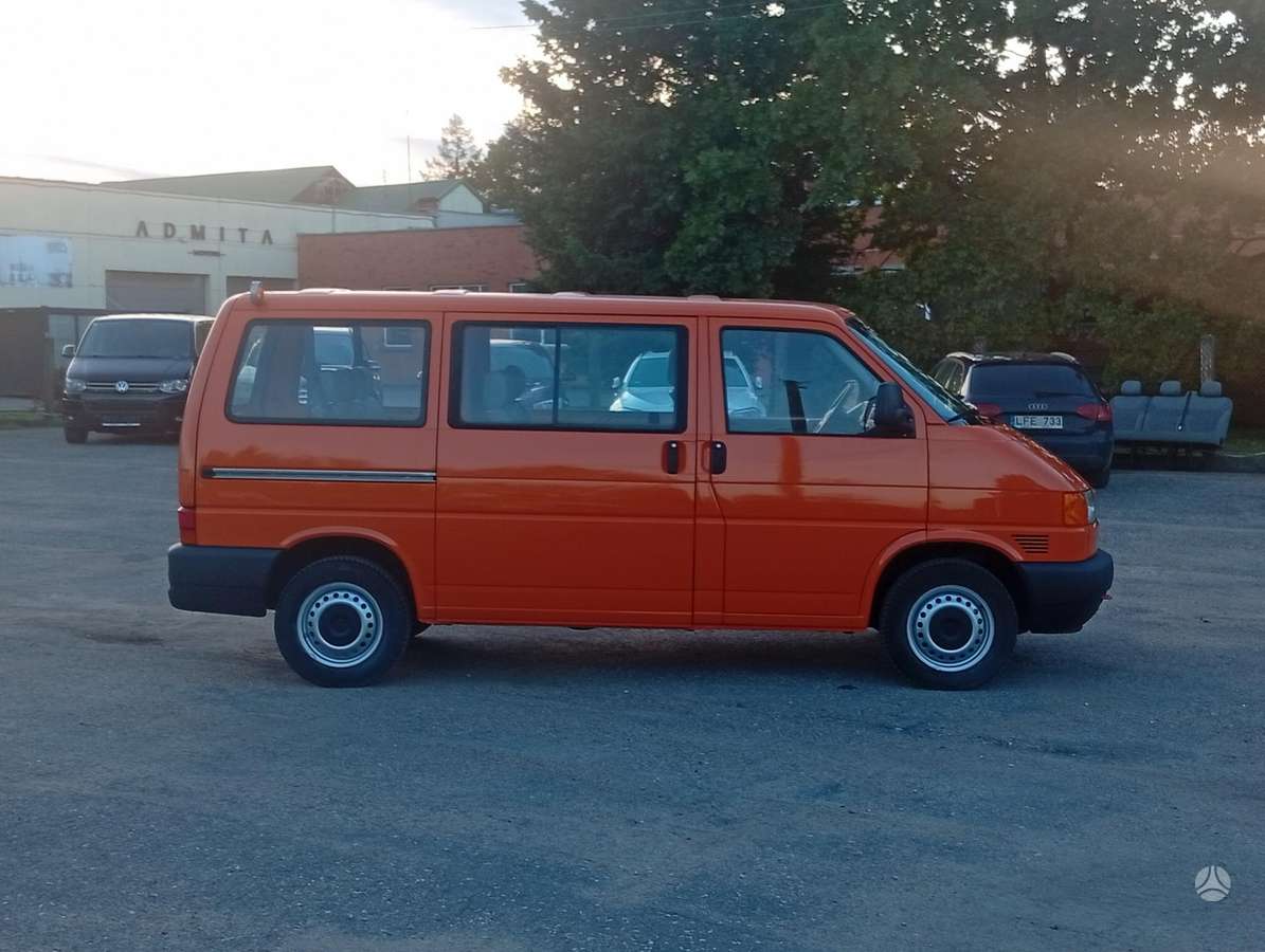 Volkswagen Transporter - 8