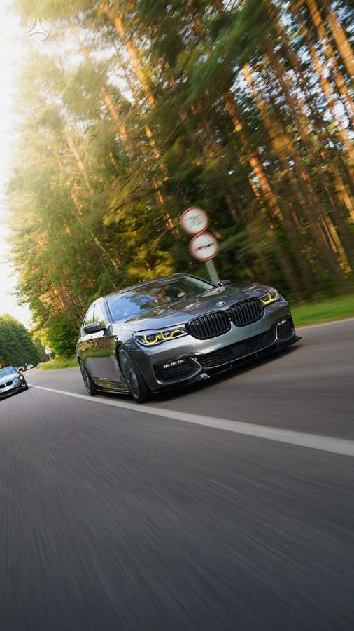 BMW 740, 3.0 l., Седан
