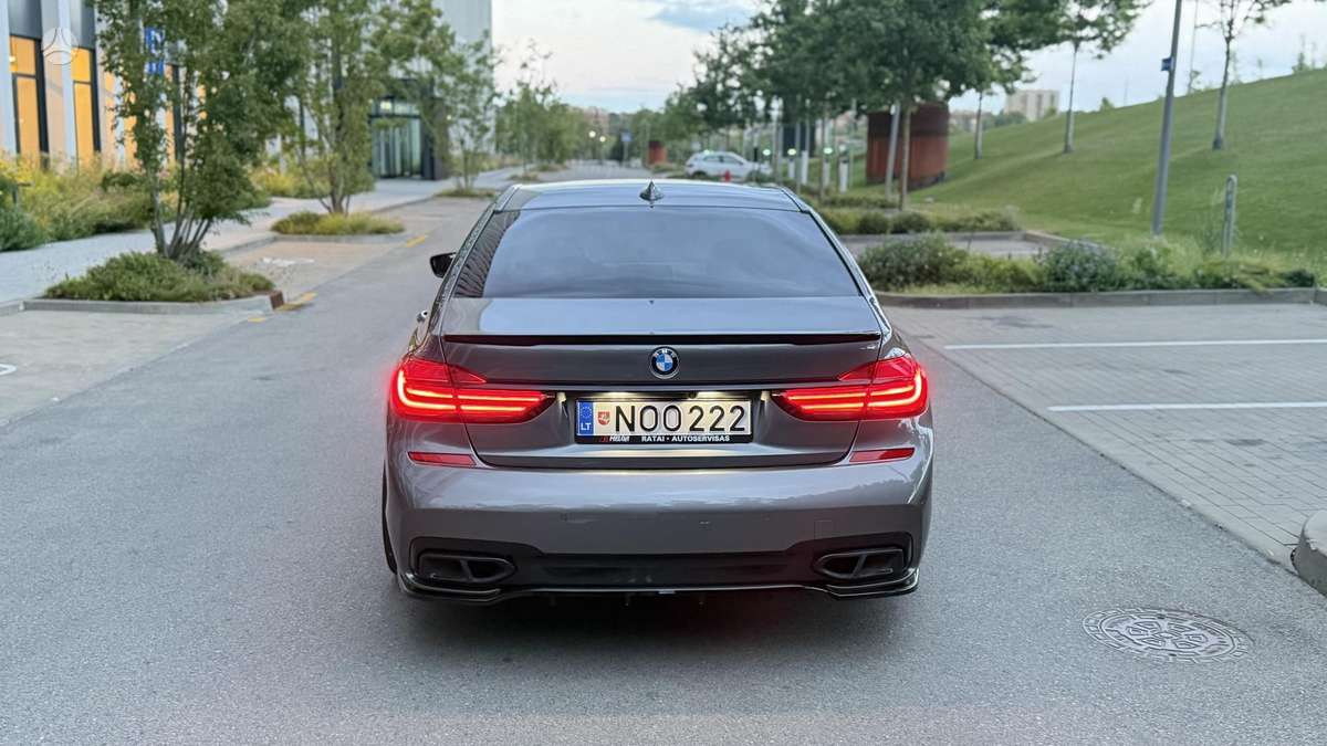 BMW 740, 3.0 l., Седан