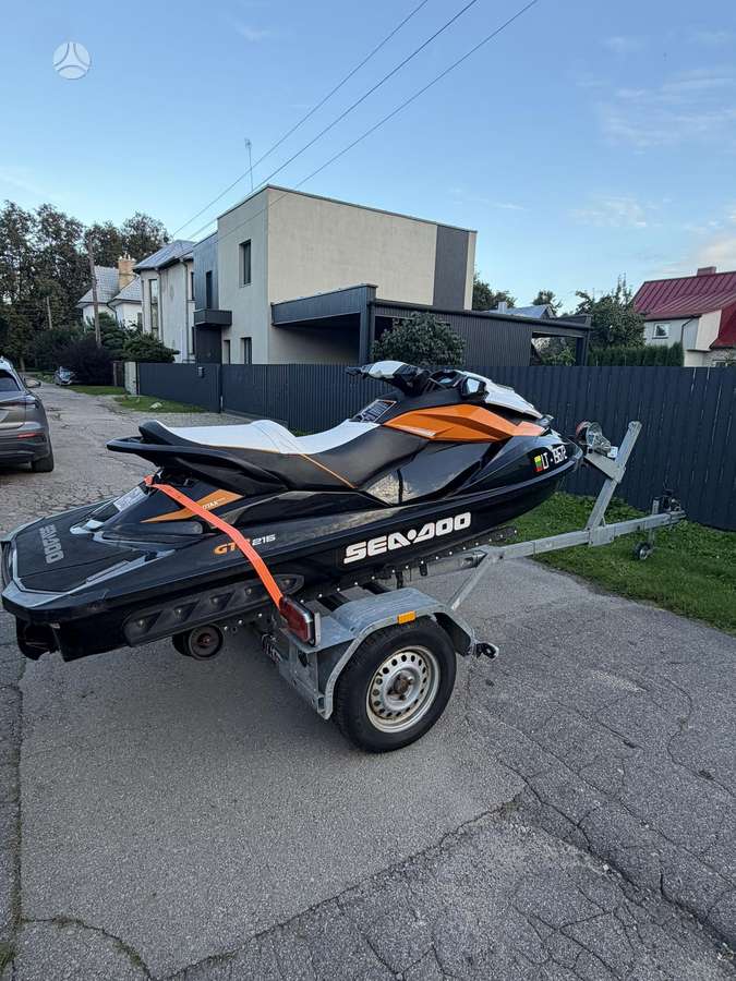 Sea-Doo GTR, jet skis