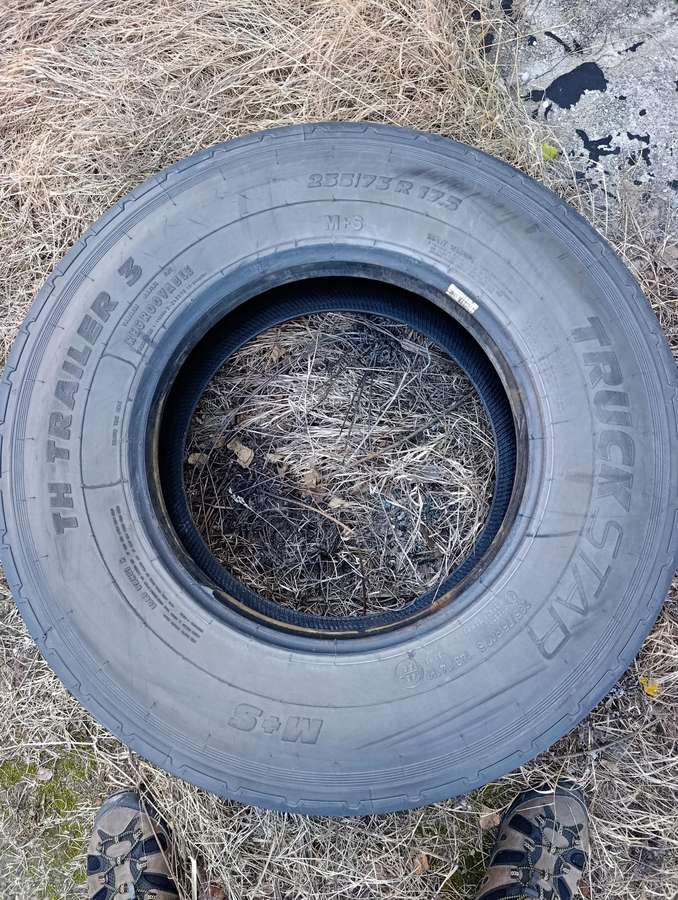 -Kita-, всесезонные 235/75 R17,5